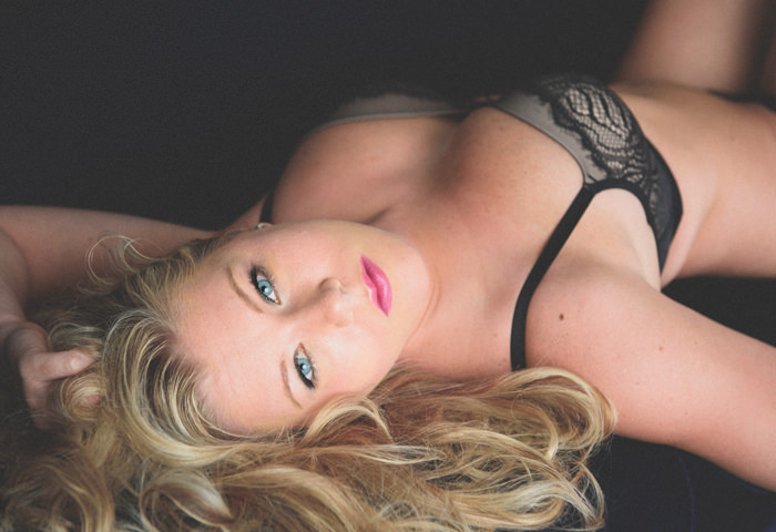 What to wear to a boudoir session