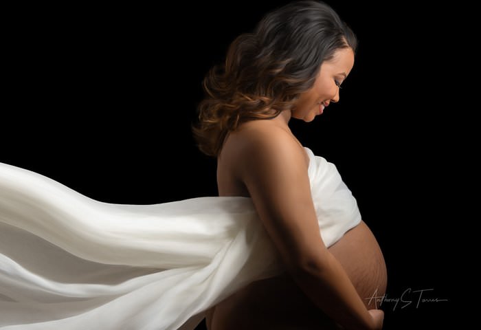 Fantashiyaa R., maternity boudoir